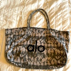 Huge alo tote bag NEW!